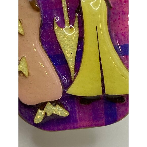 Handmade Lucinda Woman Pins Brooch With Two Women & Umbrella Design Multi-Color - Picture 3 of 7